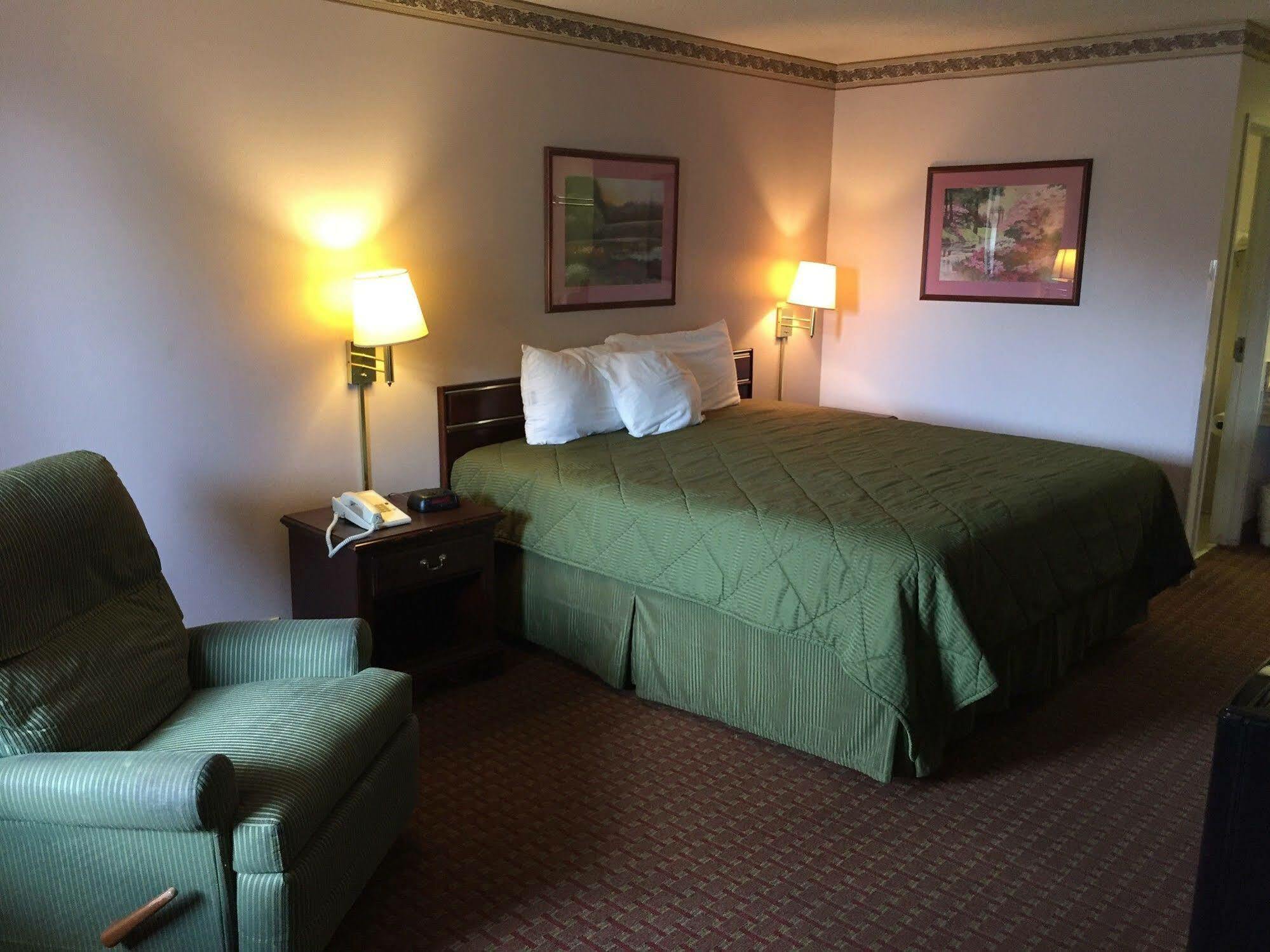 Briarwood Inn Amory ภายนอก รูปภาพ