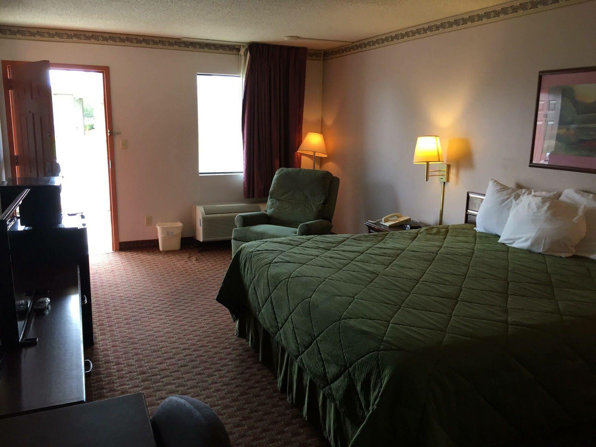 Briarwood Inn Amory ภายนอก รูปภาพ